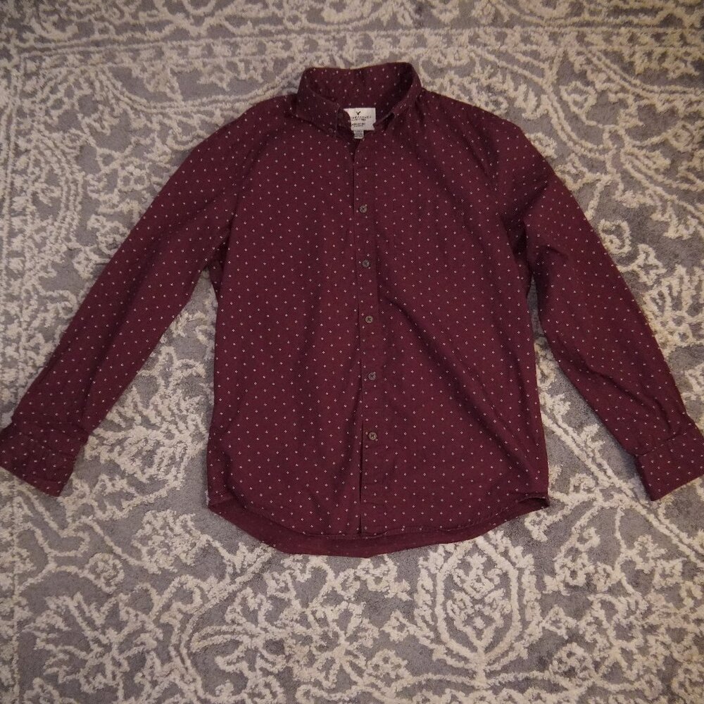 Maroon American Eagle Outfitters Classic Fit Preppy Button Up Dress Shirt Medium